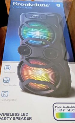 Brookstone pulse/vibe Bluetooth LED lights party speaker USB chargeable battery brand new in box $30