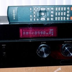 INSIGNIA Receiver And Amplifier
