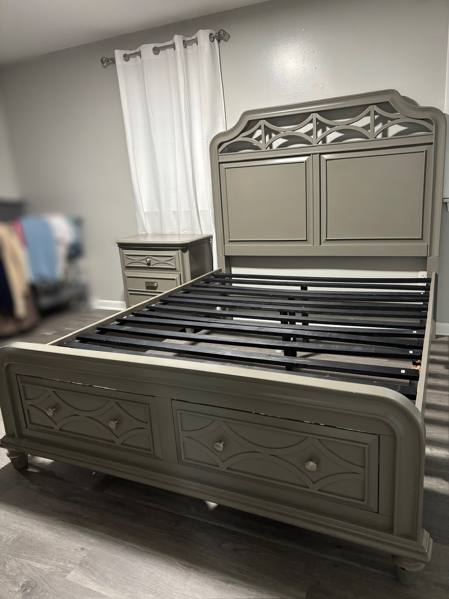 3 Piece Queen Bedroom Set