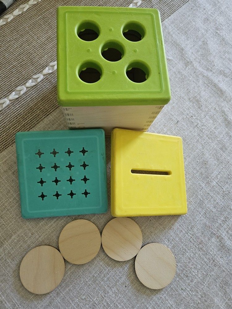 Lovevery Coin Bank And Coins