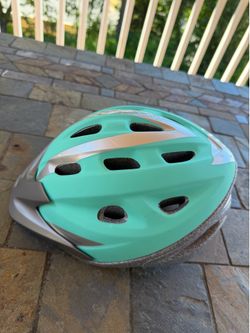 Brand New/Never Used Bell Thalia Women's Bike Helmet