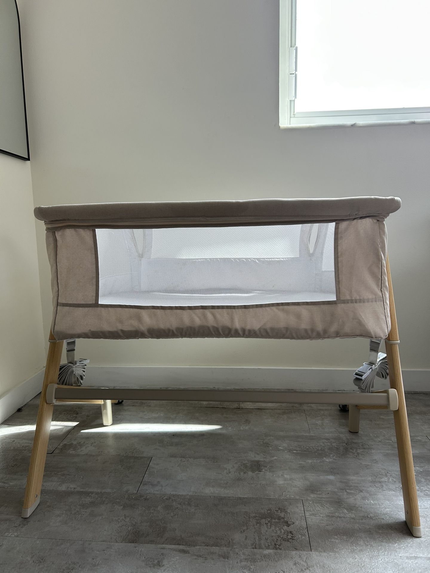 Evolur Bassinet
