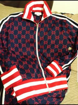Gucci sweatsuit