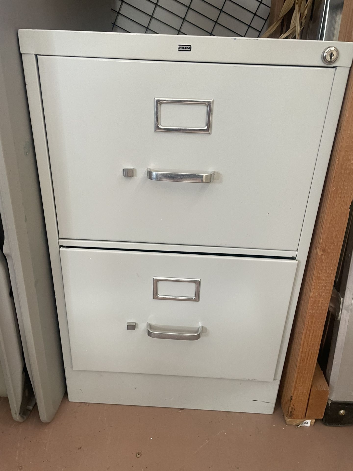HON- 2-Drawer Metal File Cabinet