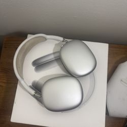 AirPods Max