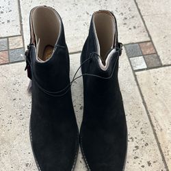 NWT White Mountain women genuine leather upper ankle boots