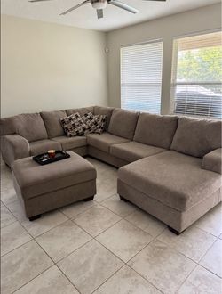 Sectional couch & ottoman