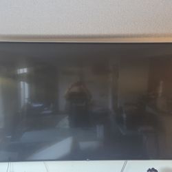  85 Lg Smart TV ONLY 750