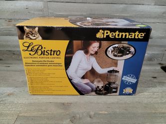 Le Bistro Petmate