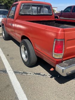 Nissan pickup