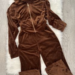 Brown Velour Set (large)