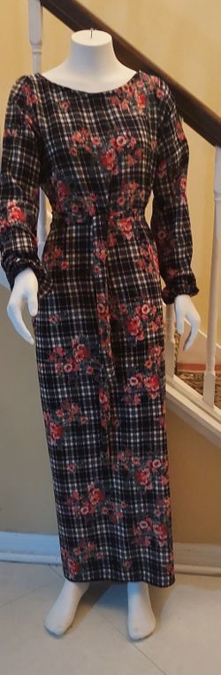 Handmade Hijabi Dresses / Handmade Muslim Wear / Handmade Dress And A Matching Turban For Some Of Them