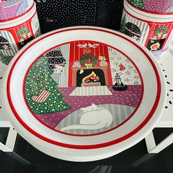 8 piece set Vintage 1981 ‘‘Twas the night before Christmas Santa snack set 4 - 9 oz mugs  4 - 7 1/4” saucers  Made in Korea  Jepcor international  