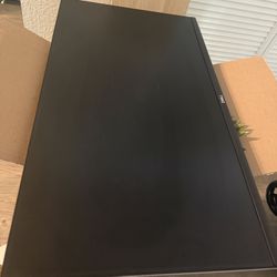 24 inch - Dell monitor + Stand (Optional stand)