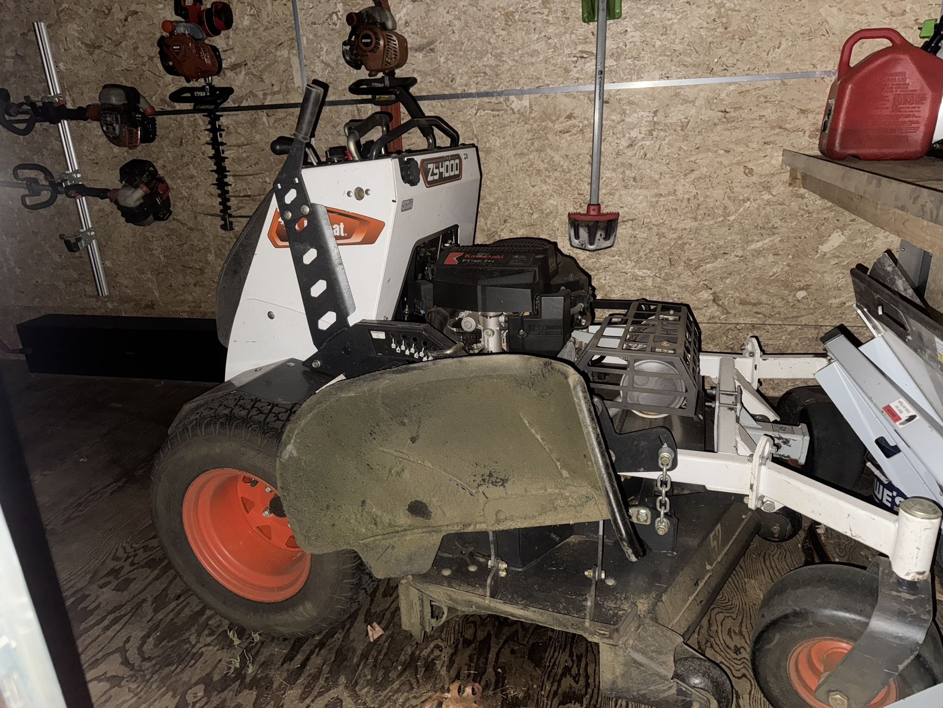 52 Inch Bobcat Zs4000