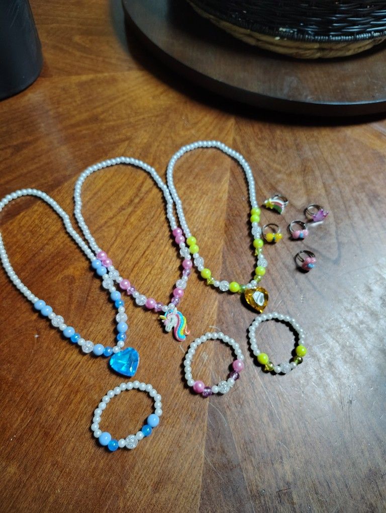 Kids Play Jewelry