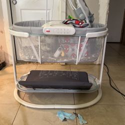 bassinet 