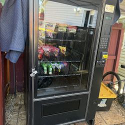 Snack Vending Machine 