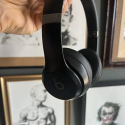 Beats Solo 4