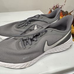Men’s Nike Size 11