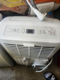 Air Conditioners, excellent condition.