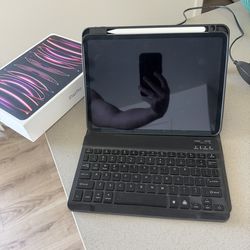 iPad Pro 11 Inch (Generation 4) With Keyboard And Pen