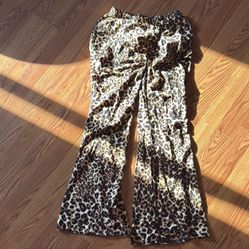Cheetah Flared Leggings