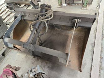 42''mini Bobcat Grapple Bucket  Single Claw