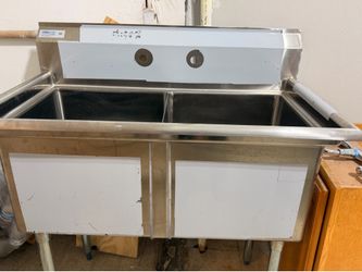 COMMERCIAL STORE SINK