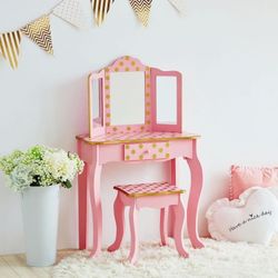 Polka Dot Print Vanity