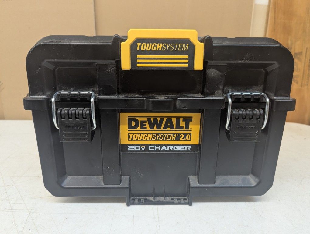 DeWalt DWST08050 Battery Charger Tool Box