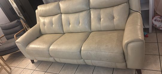 Recliner couch