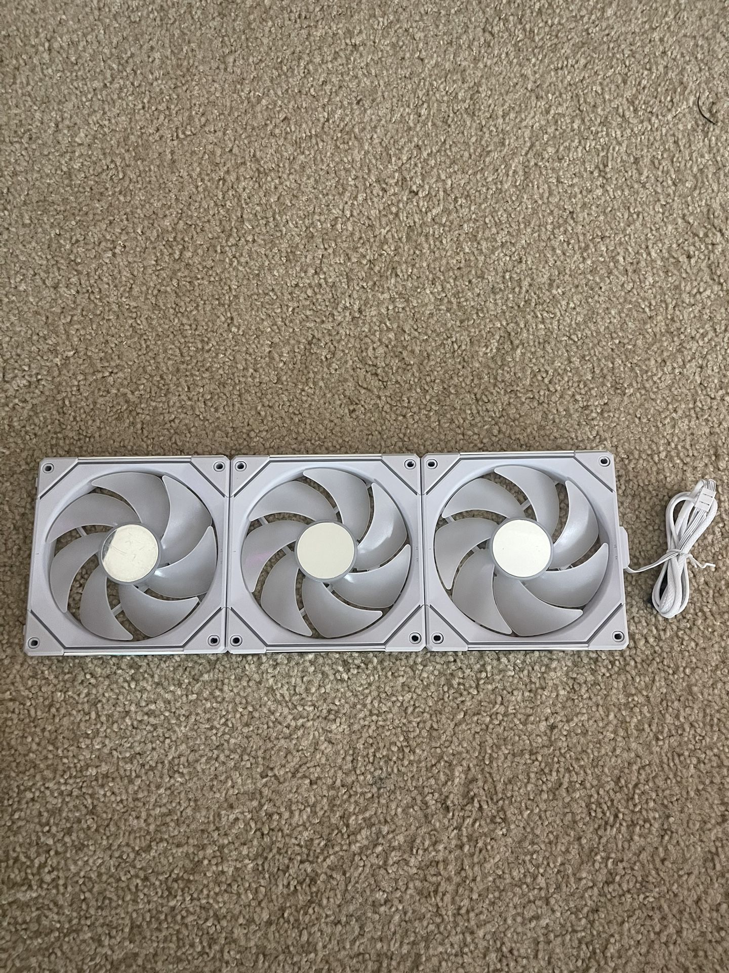 Lian Li Uni Fans TL140
