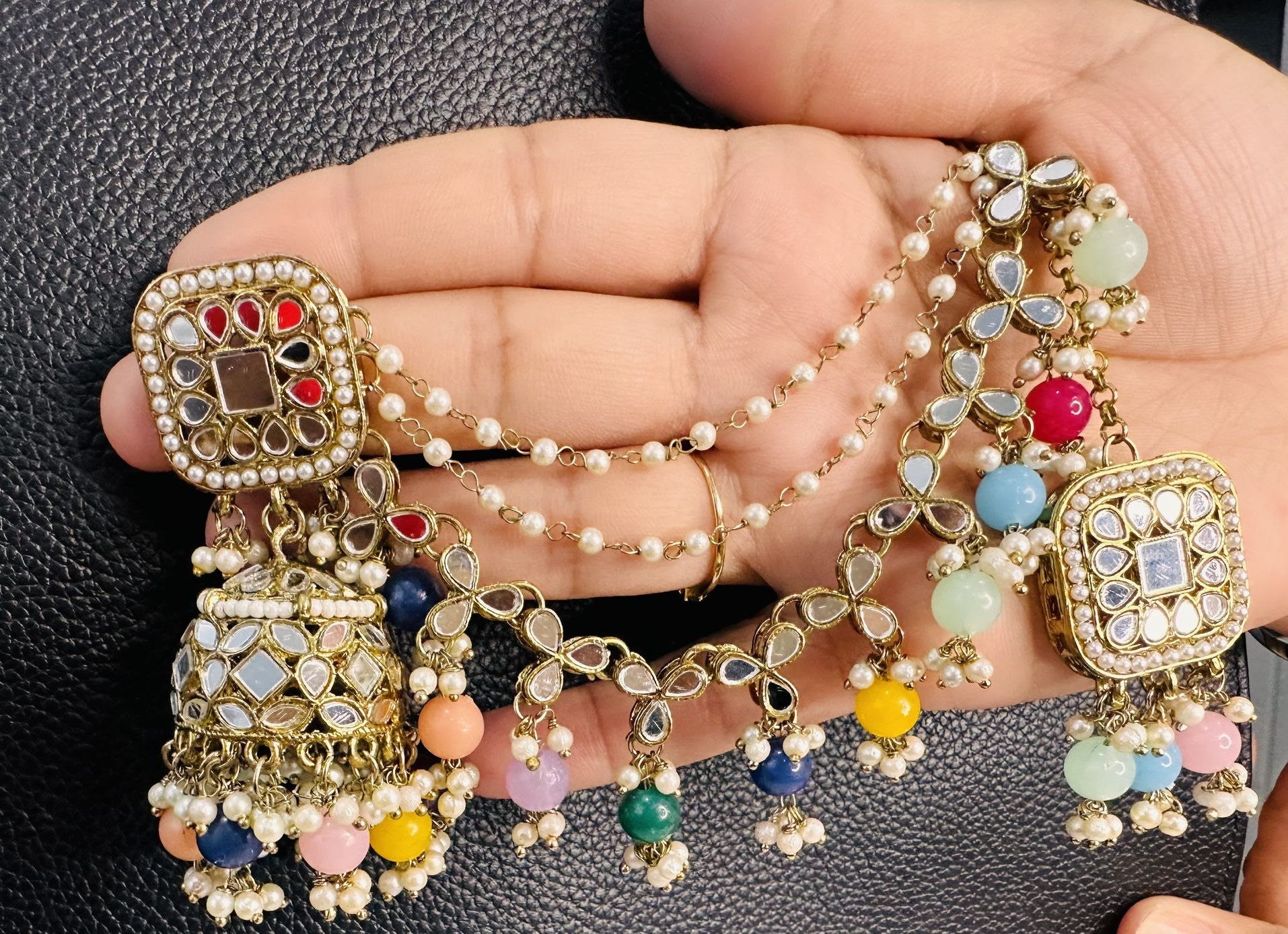 Earings With Mangtika