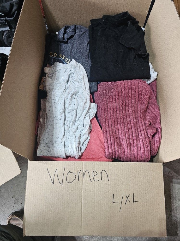 Women's Clothes Large/X-Large