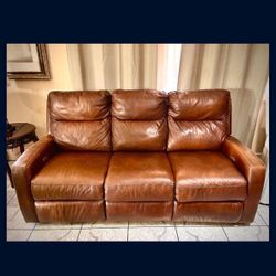 HIGH END ELECTRIC LEATHER COUCH