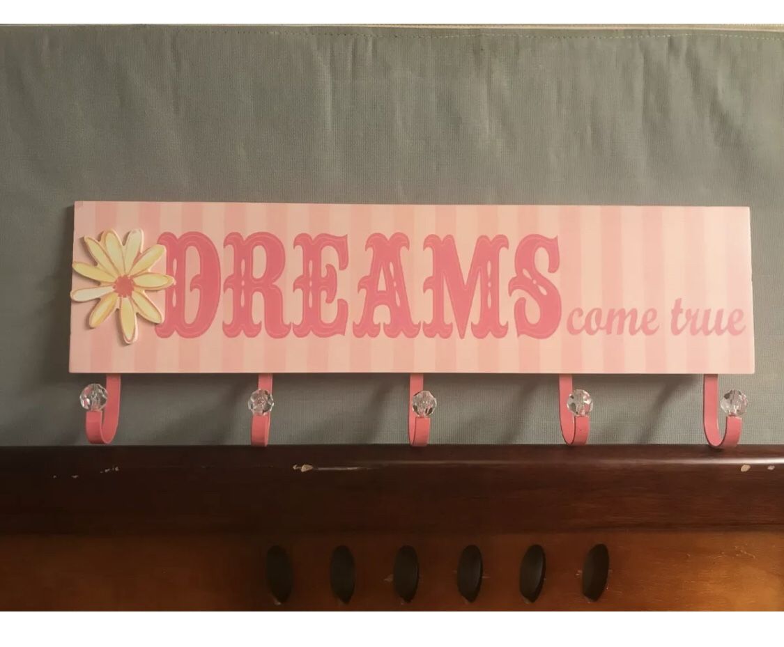 NEW Girl's Pink Wall Hanger DREAM 5 Hook Towel Clothing Rack Room Bathroom Decor 24”