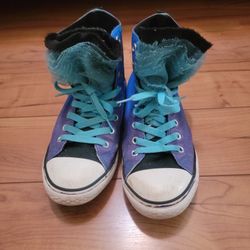 Kids Size 3 Converse Sneakers 