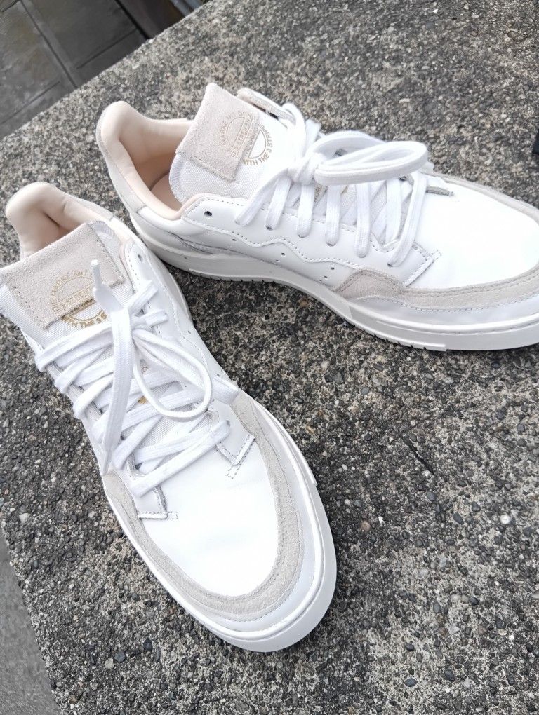 Adidas  Supercourt Mens Sneakers Size 11.5