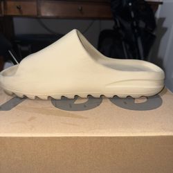 Size 11 Bone Yeezy Slides 