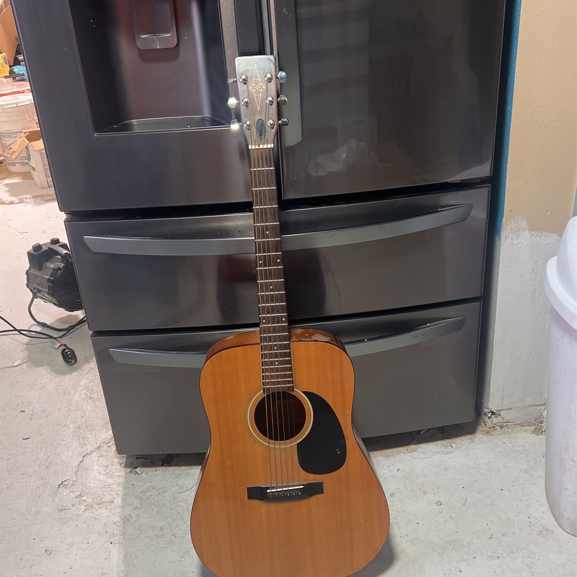 Alvarez Guitar
