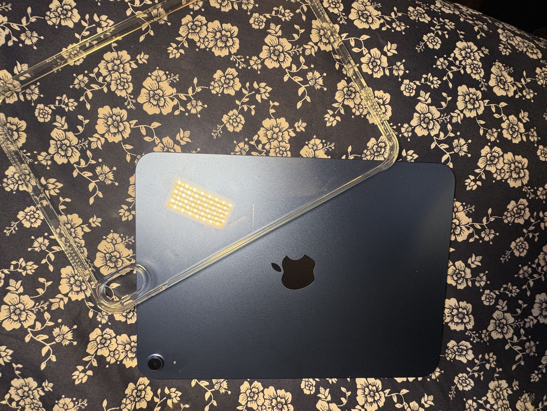 Apple iPad 11 Gen 2025 Blue