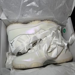 Women’s Air Jordan 11 retro