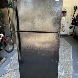Black GE Refrigerator