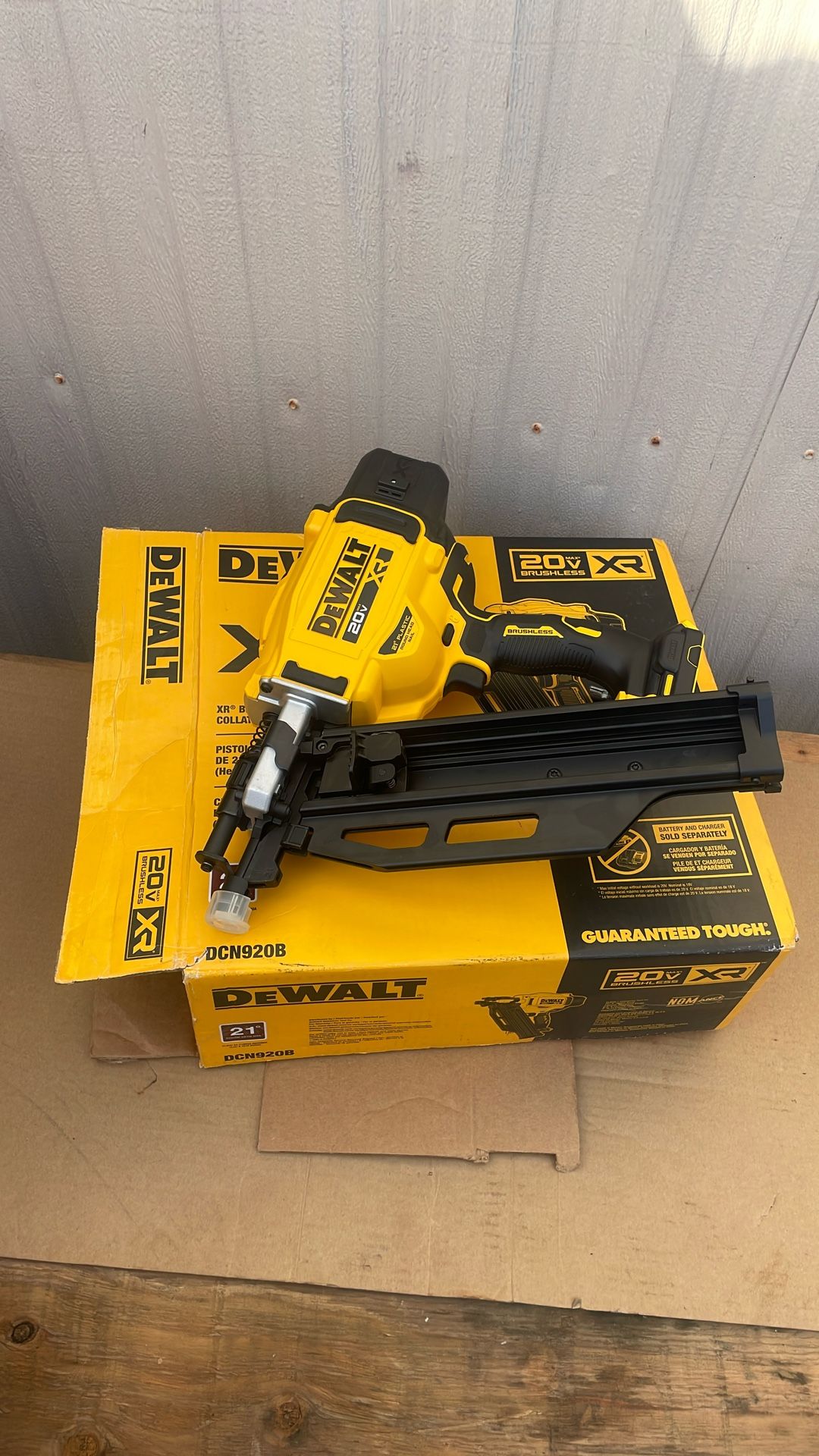 DEWALT 20-Volt 21° Cordless Framing Nailer (Tool-Only)