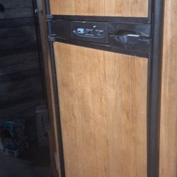 rv 3 way fridge freezer combo 