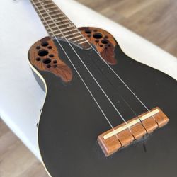 Applause By Ovation Ukulele