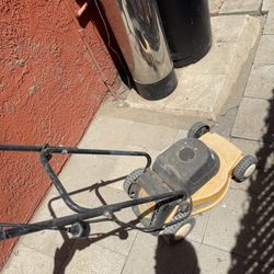 electric  grassmasters lawn pup