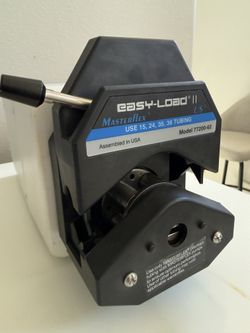 Masterflex L/S Peristaltic Pump (7555-00) w/ Easy-Load II Head (77200-62)
