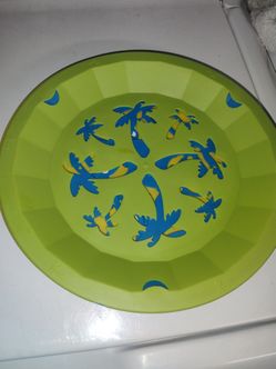 Big stack of paper plate holders